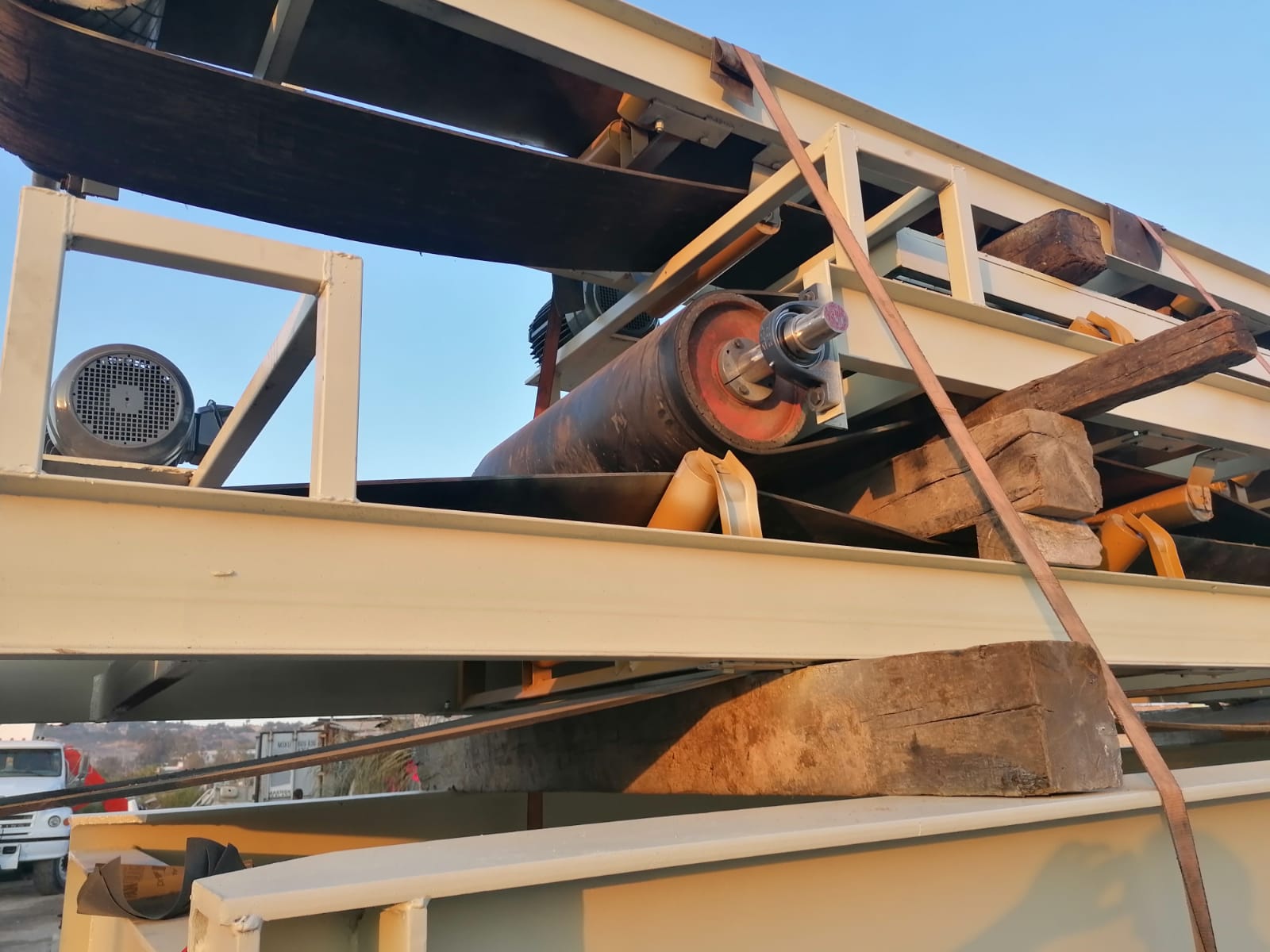 Transportador fabricado 9